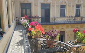 Congress Margit House
