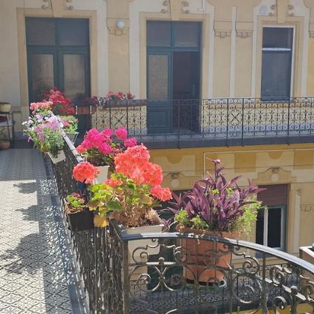 Congress Margit House Apartment Budapesta Exterior foto